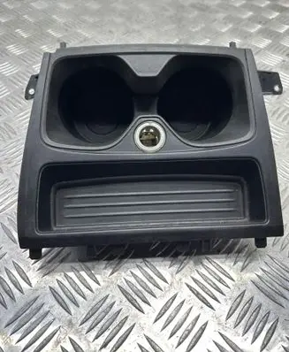 BMW 1 F20 F21 Cup holder front 9220832