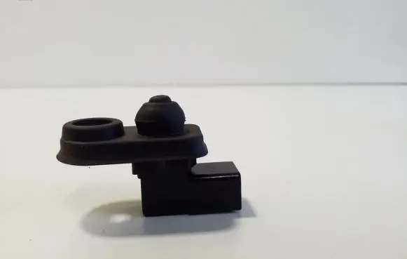 Mitsubishi Outlander Front door sensor 