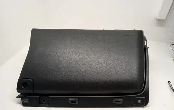 Ford Mustang VI Glove box GR3B6306008