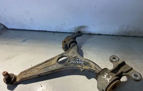 Citroen Jumpy Front lower control arm/wishbone