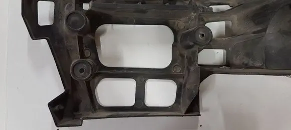 Peugeot 407 Front bumper mounting bracket 9647553680