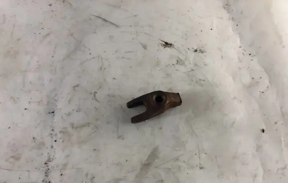 Chrysler Grand Voyager V Fuel Injector clamp holder