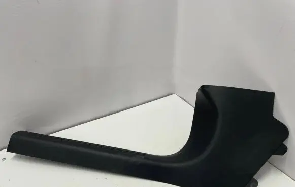 Mercedes-Benz GLA H247 Front sill trim cover A1776802700