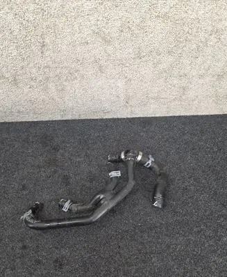 Engine coolant pipe/hose
