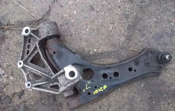 Seat Ibiza III (6L) Front lower control arm/wishbone