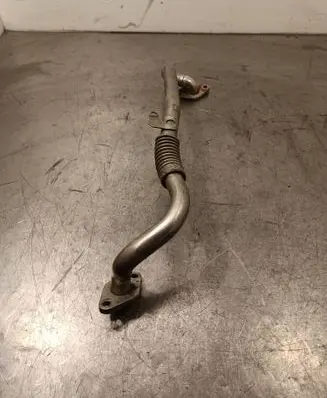 Volkswagen Tiguan EGR valve line/pipe/hose 03L131521