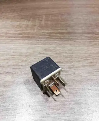 Peugeot 605 Other relay 00351011