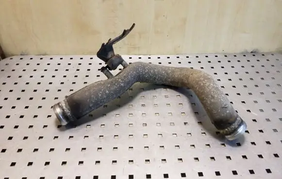Nissan X-Trail T31 Intercooler hose/pipe