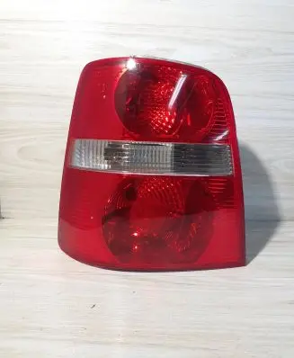 Volkswagen Touran I Rear/tail lights 1T0945095C
