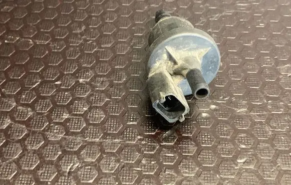 Opel Astra H Breather valve 0280142426