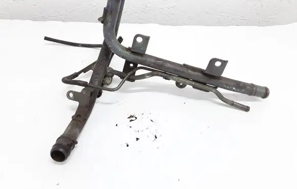 Nissan Navara D40 Engine coolant pipe/hose NOCODE