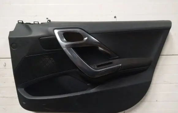 Peugeot 2008 I Front door card panel trim 98029882ZD