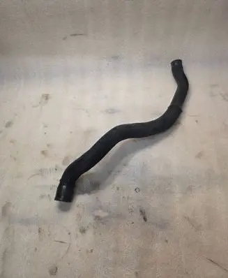 Volvo XC90 Engine coolant pipe/hose 
