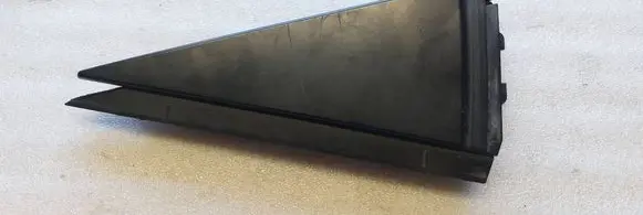 Nissan X-Trail T32 Rear door glass trim molding 822344CL0A