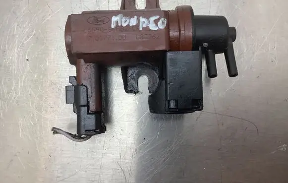 Ford Mondeo MK IV Turbo solenoid valve 70177100