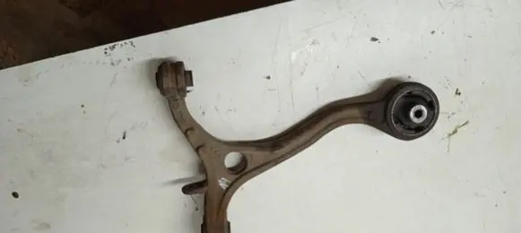 Honda Accord Front lower control arm/wishbone 2009MDESNEPUSE