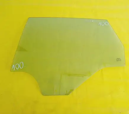 Seat Altea XL Rear door window glass