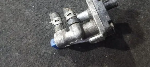 Mazda 323 Idle control valve (regulator) B33513190 195700-1040