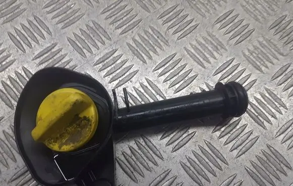Alfa Romeo 147 Oil fill pipe 8200639421A