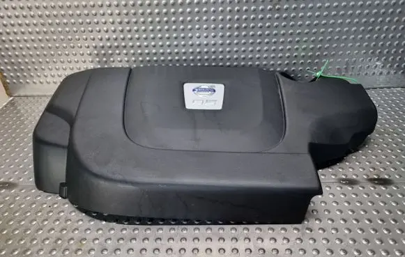 Volvo V70 Engine cover (trim) 30771916