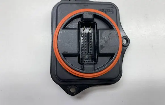 Ford C-MAX II Headlight ballast module Xenon 90101700 21102023