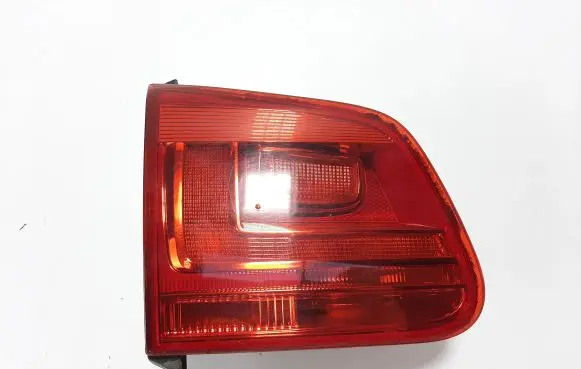 Volkswagen Tiguan Tailgate rear/tail lights 5N0945093H