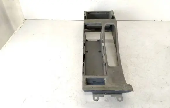 BMW 3 E46 Center console ZZ8218302 51168213680