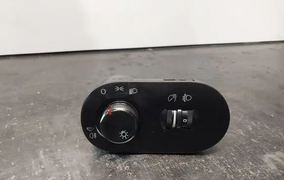 Seat Ibiza III (6L) Light switch 6L1941531AD