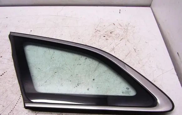 KIA Ceed Rear side window