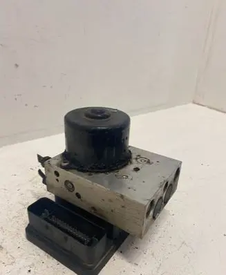 Volvo XC70 ABS Pump P08671225 10020403674 8671224