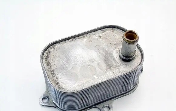 Audi A6 C7 Engine oil radiator CNHCHOS