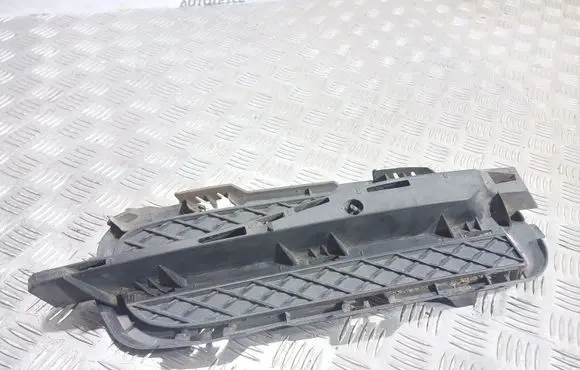 Jaguar XF X250 Front bumper lower grill 8X2315K232BC