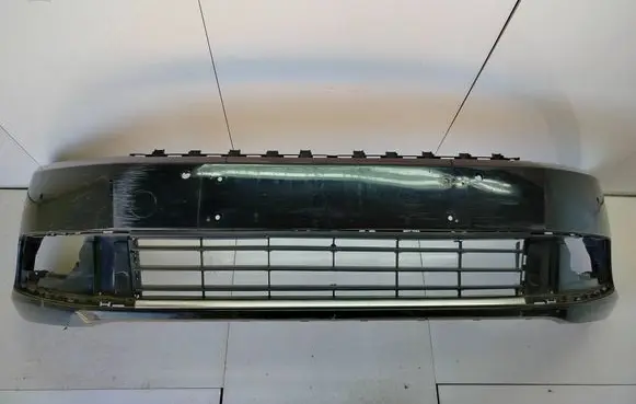 Volkswagen PASSAT B7 Front bumper 3AA807221