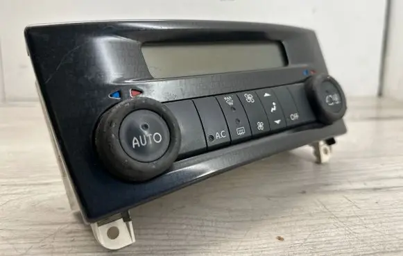 Renault Laguna II Climate control unit 8200181132 52485201 HPS16C19