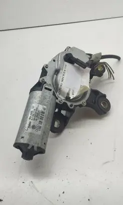 Audi A4 S4 B5 8D Rear window wiper motor 8L0955711B 404430B 25029487