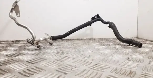 Audi Q3 F3 Engine coolant pipe/hose 05E122447E 05E121497A