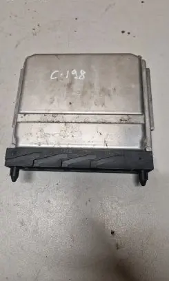 Volvo S70 V70 V70 XC Engine control unit/module 0281001776 28SA3886