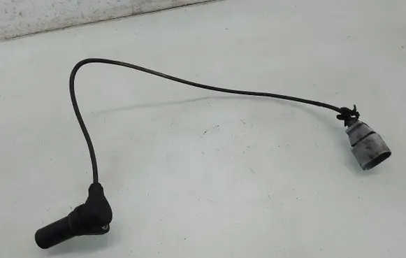 Volkswagen PASSAT B5 Crankshaft speed sensor 