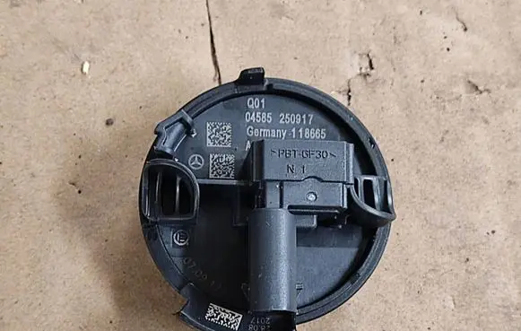 Mercedes-Benz E W213 Airbag deployment crash/impact sensor A2139051400 04585250917 118665