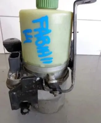 Skoda Fabia Mk2 (5J) Power steering pump