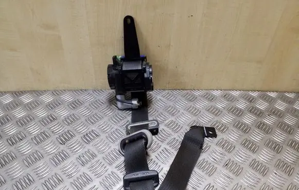 Opel Antara Front seatbelt 95473470