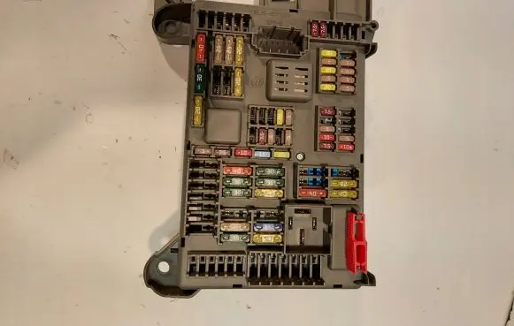 BMW X5 E70 Fuse module 6931687