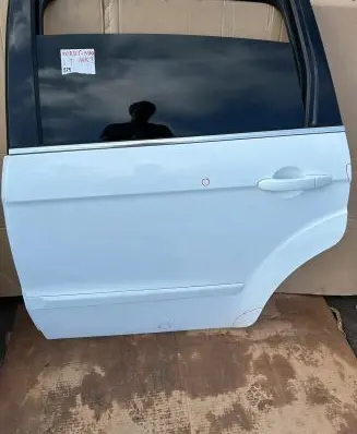 Ford S-MAX Rear door