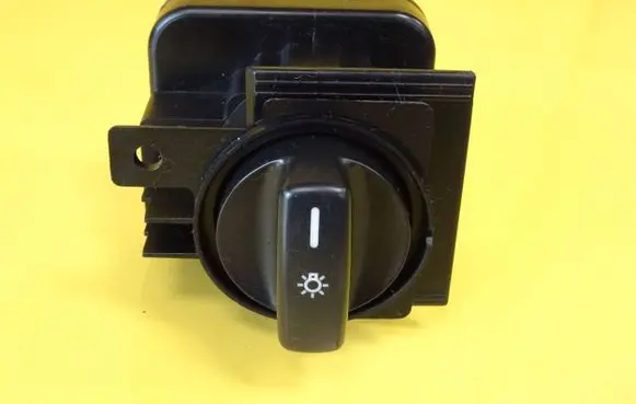 Mercedes-Benz A W169 Light switch 1695452704
