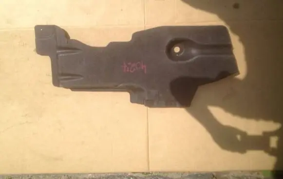 Volvo XC40 Rear underbody cover/under tray 31383377