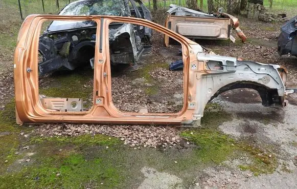 Ford Ranger Side car body part 2415398 2576854 2338230