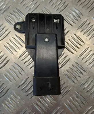 Volkswagen Polo V 6R Coolant fan relay 5J0919506