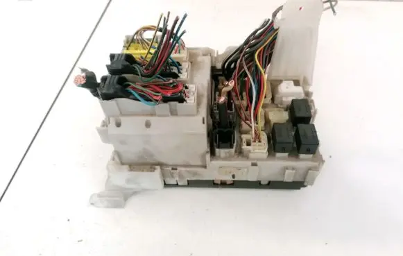 Toyota Corolla E120 E130 Fuse box set