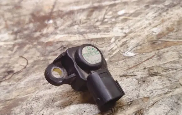 Mercedes-Benz S W220 Air pressure sensor A0041533228
