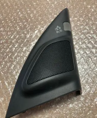Volvo XC70 Front door high frequency speaker 30797874 7023618